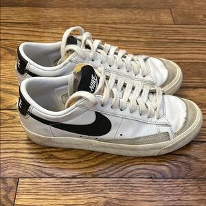 Nike Women's Blazer Low Top Sneakers